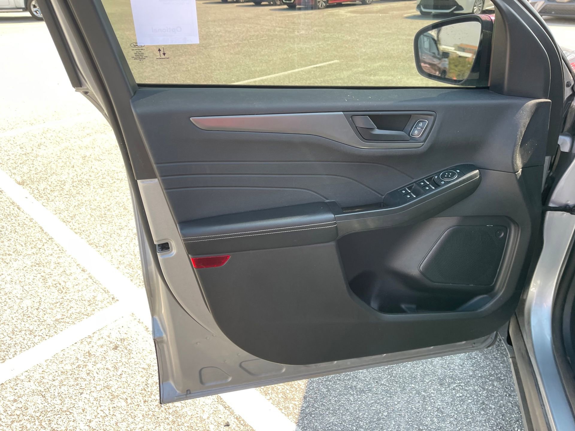 Used 2024 Ford Escape Active image 11