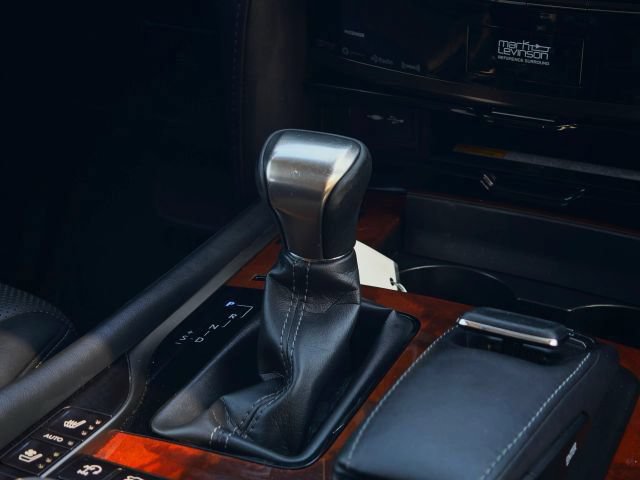 Used 2018 Lexus LX 570 4WD image 20