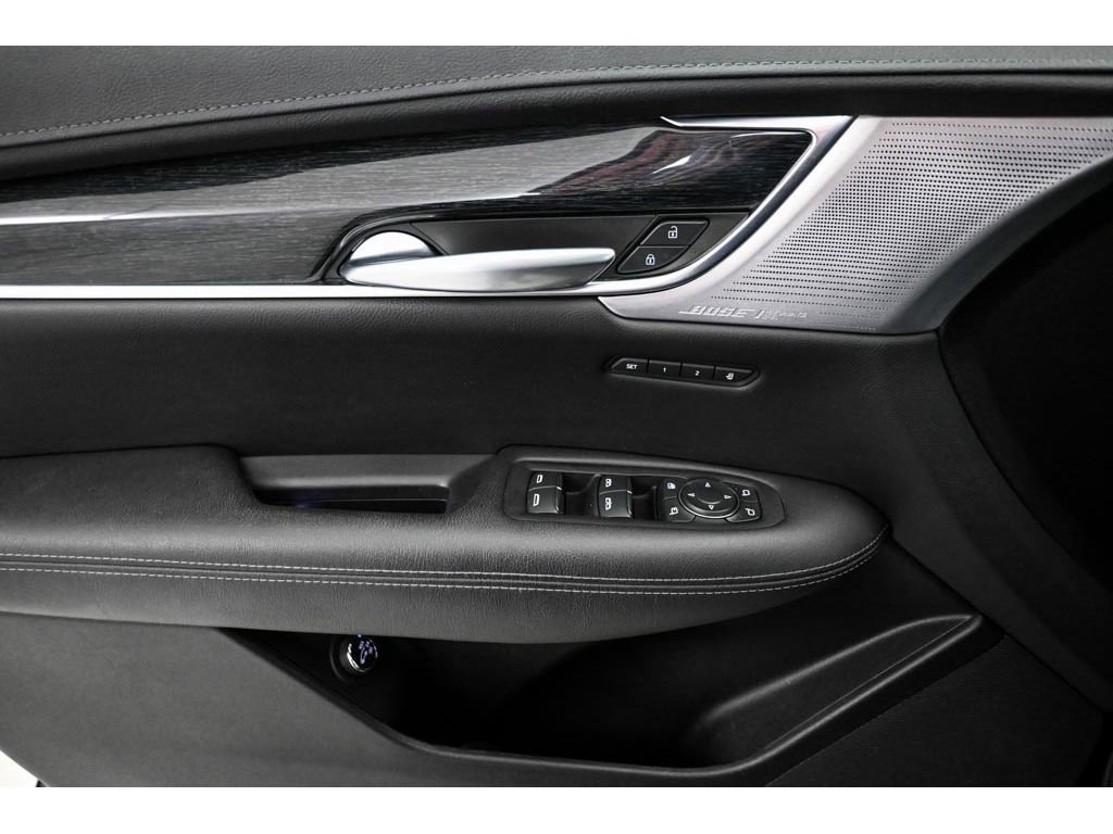 Certified 2022 Cadillac XT5 Premium Luxury image 28