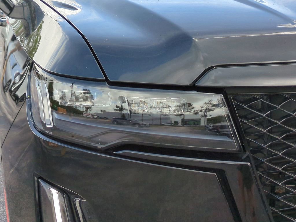 Used 2024 Cadillac Escalade Sport w/ Touring Package image 9