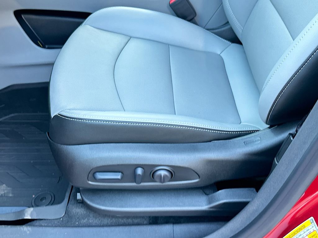 New 2024 GMC Terrain SLT w/ Tech Package FWD image 9