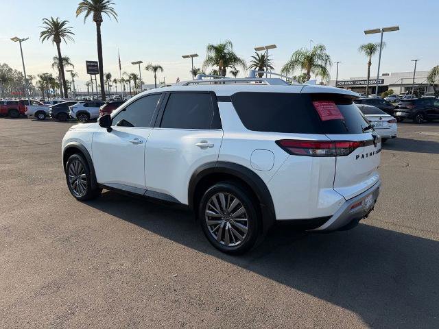 Certified 2025 Nissan Pathfinder SL w/ SL Premium Package FWD image 4