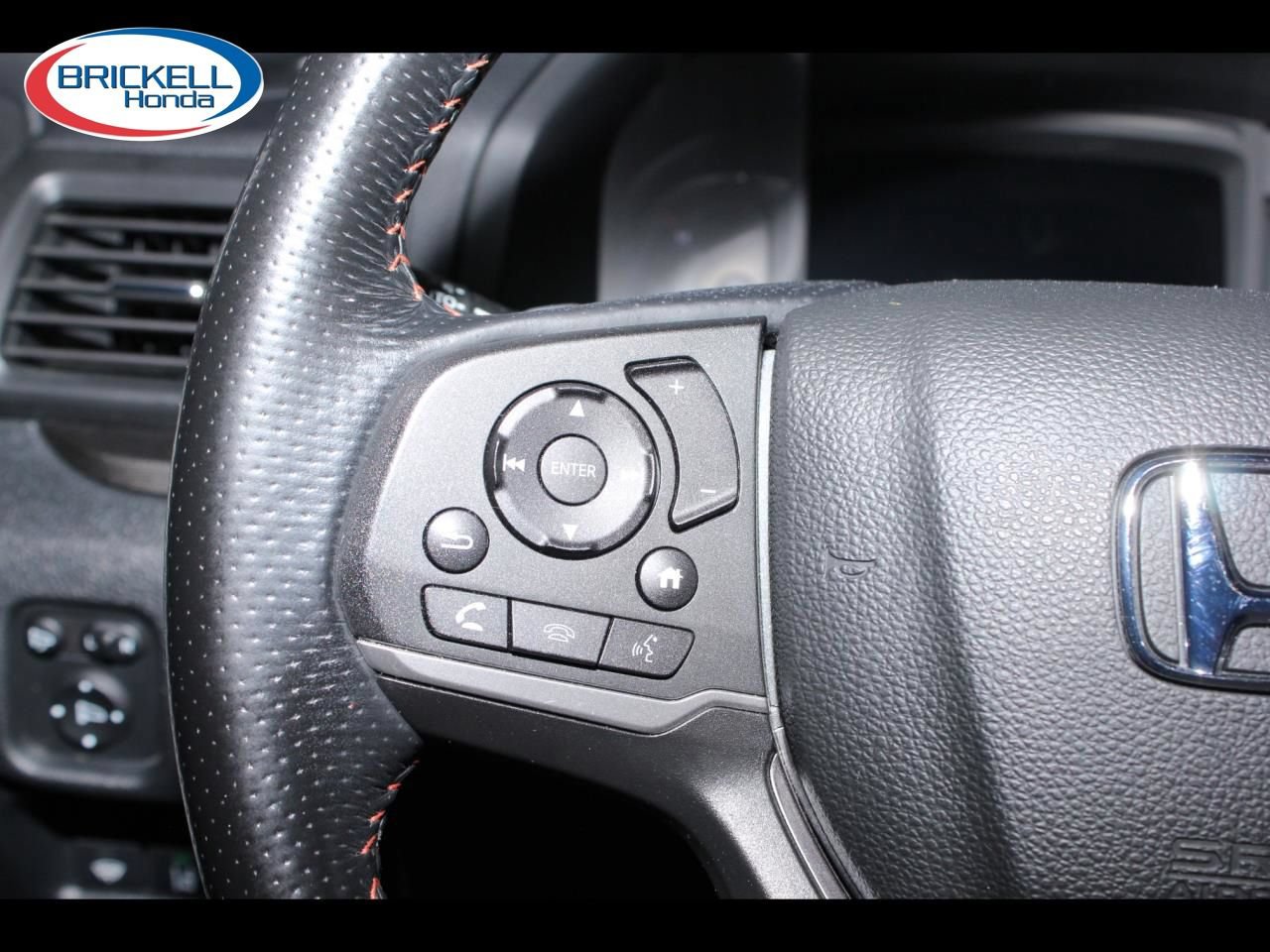 Certified 2023 Honda Passport TrailSport image 30