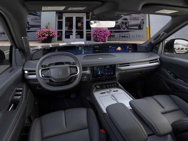 New 2026 Lincoln Navigator Reserve w/ Jet Appearance Package AWD/4WD image 9