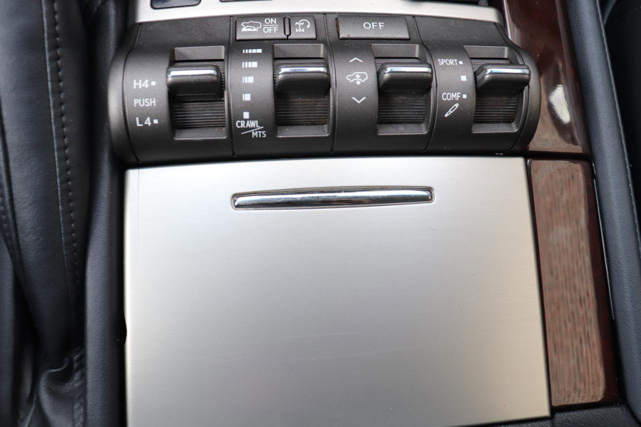 Used 2015 Lexus LX 570 4WD image 73