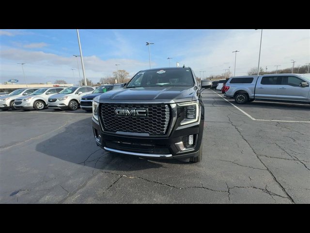 Certified 2024 GMC Yukon XL Denali Ultimate image 3