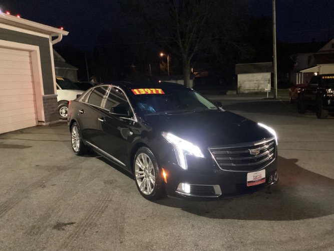 Used 2018 Cadillac XTS Luxury w/ Driver Awareness Package image 1