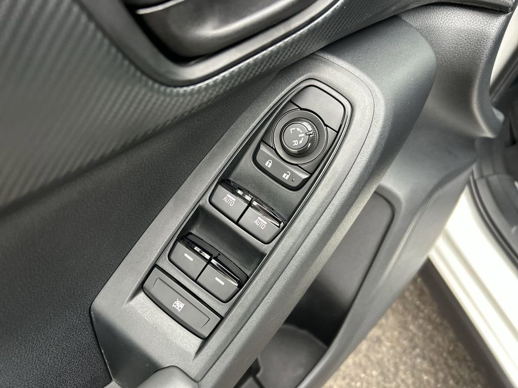 Certified 2025 Subaru Crosstrek 2.0i Premium image 16