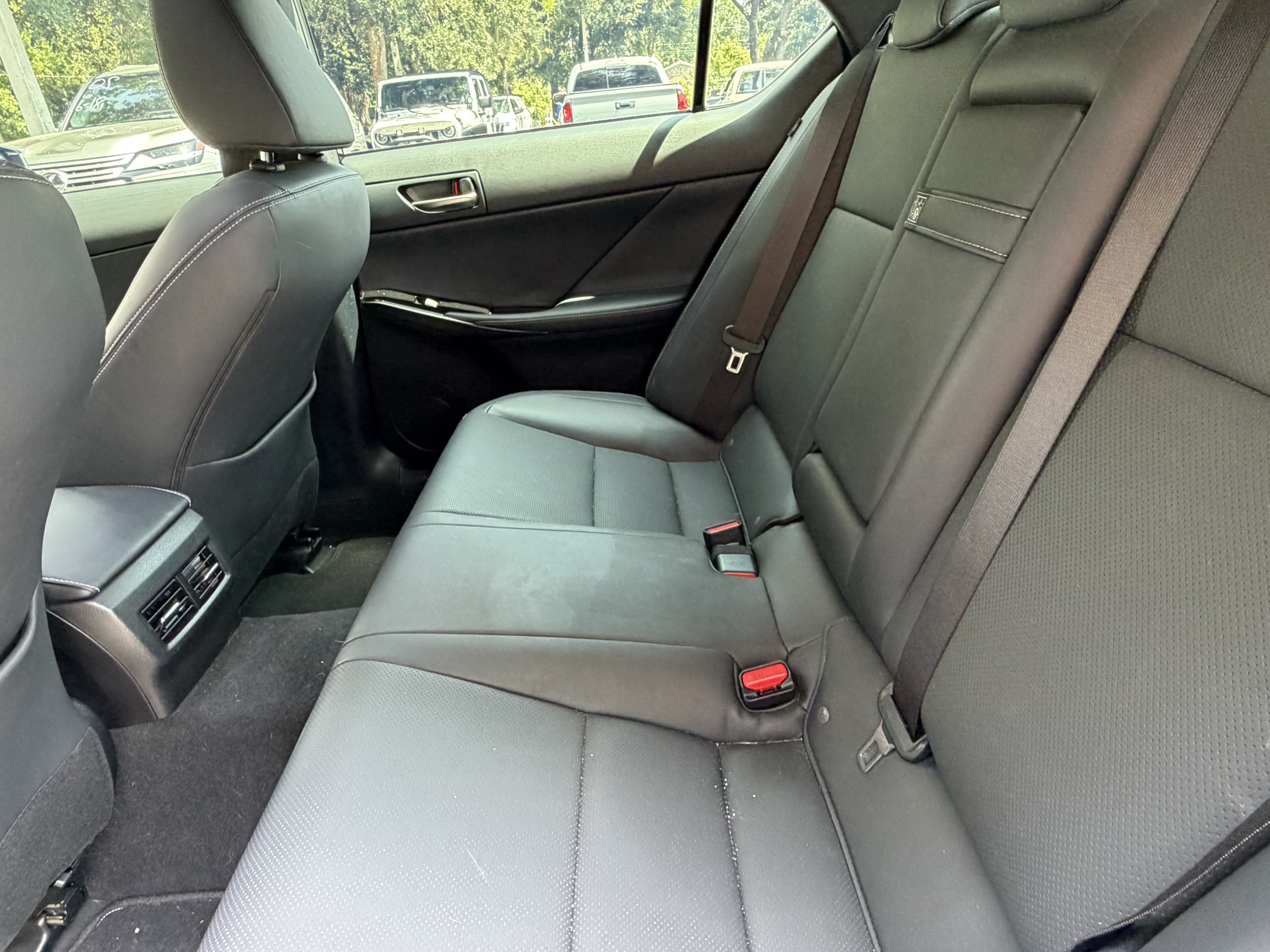 Certified 2024 Lexus IS 350 F Sport RWD image 32