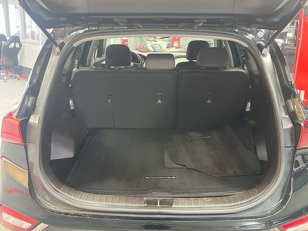 Used 2019 Hyundai Santa Fe SEL image 25