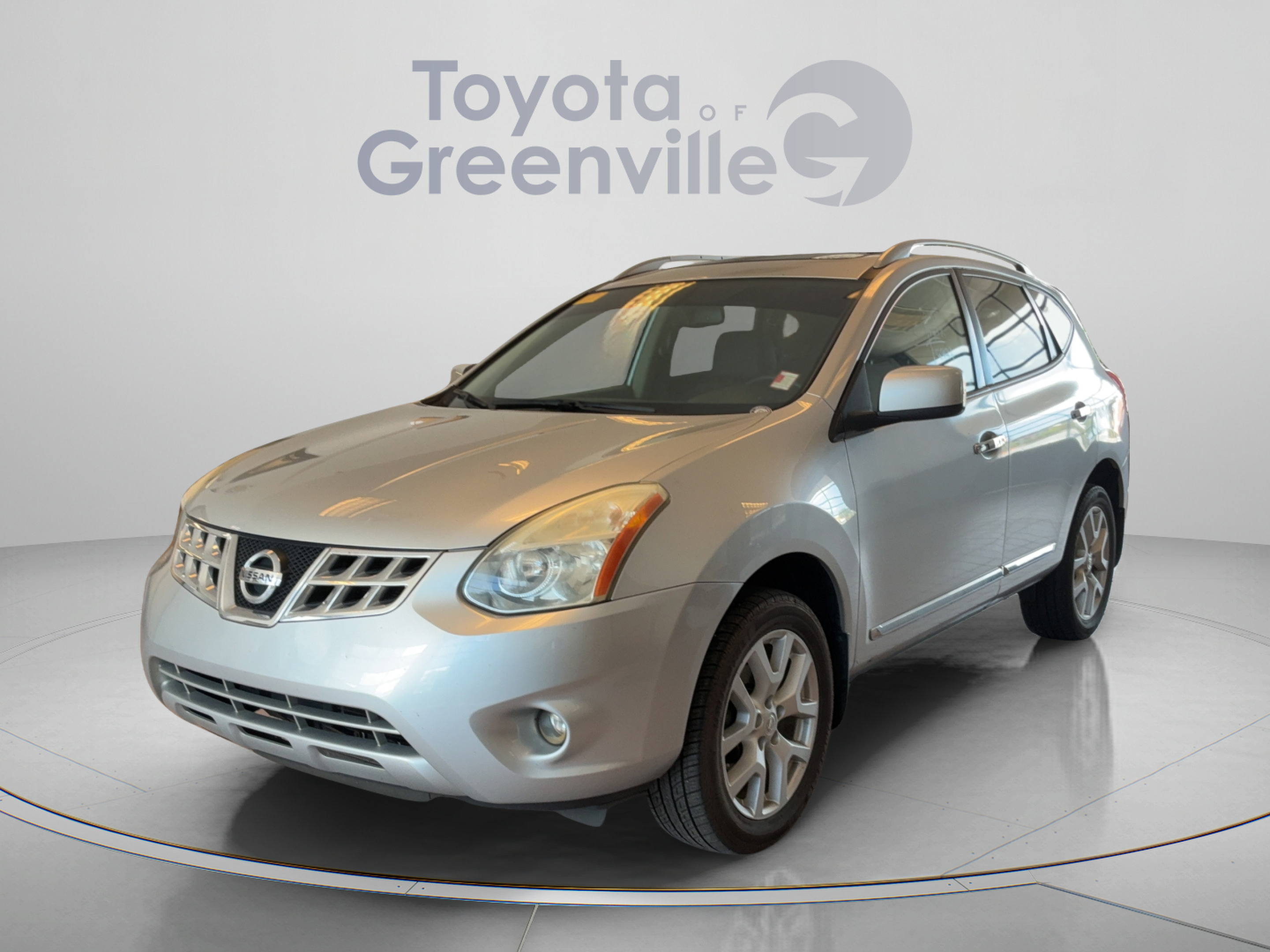 Used 2011 Nissan Rogue SV w/ SL Pkg