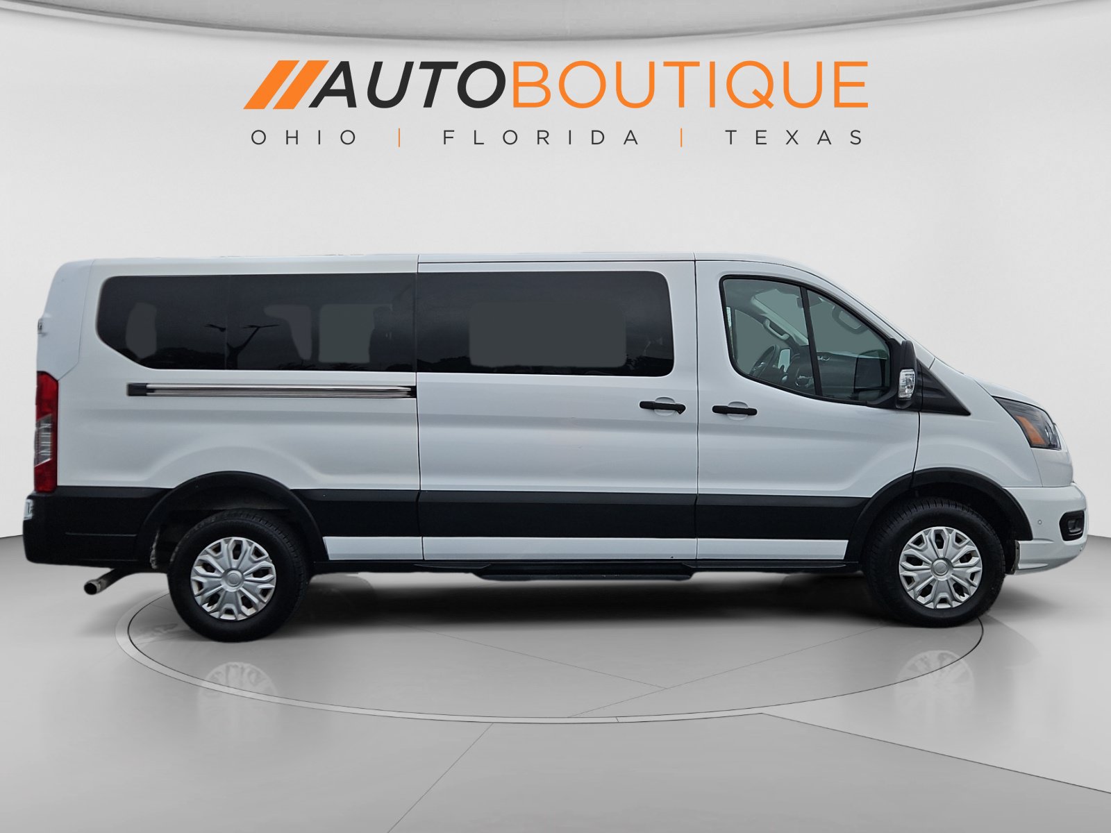 Used 2023 Ford Transit 350 XLT RWD image 6