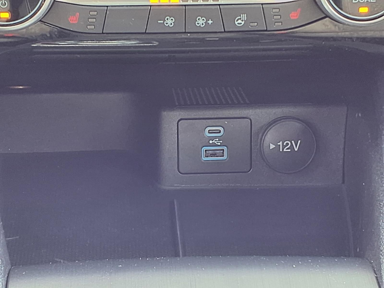 Used 2022 Ford Escape SE w/ Convenience Package image 11