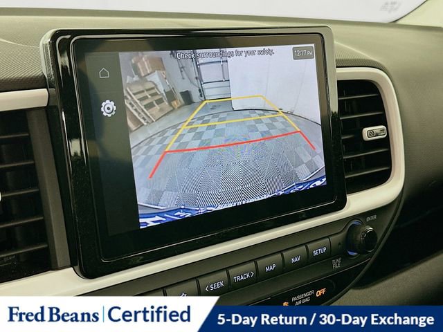 Certified 2024 Hyundai Venue Limited FWD image 16