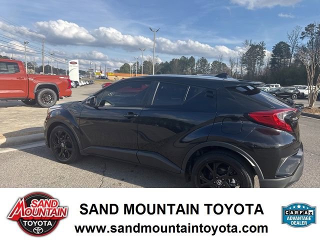 Used 2022 Toyota C-HR Nightshade image 5