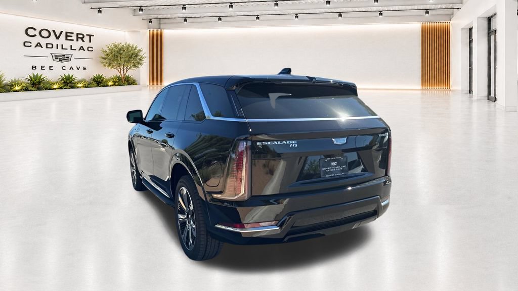New 2026 Cadillac Escalade IQ Luxury 2 w/ LPO, Floor Liner Package AWD/4WD image 9