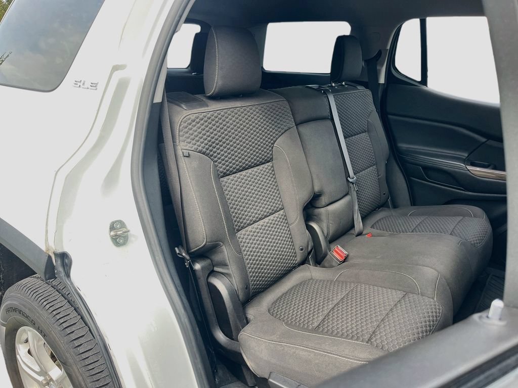 Used 2019 GMC Acadia SLE FWD image 26