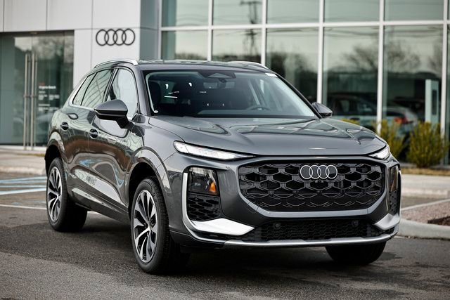 New 2026 Audi Q3 quattro 2.0T image 2