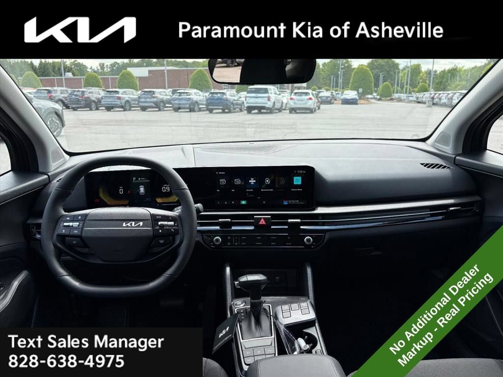 New 2026 Kia Sportage LX w/ LX Convenience Package AWD/4WD image 8
