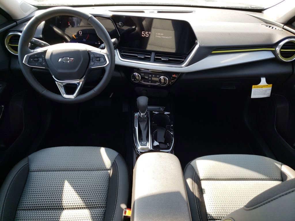 New 2026 Chevrolet Trax LT w/ Driver Confidence Package image 12
