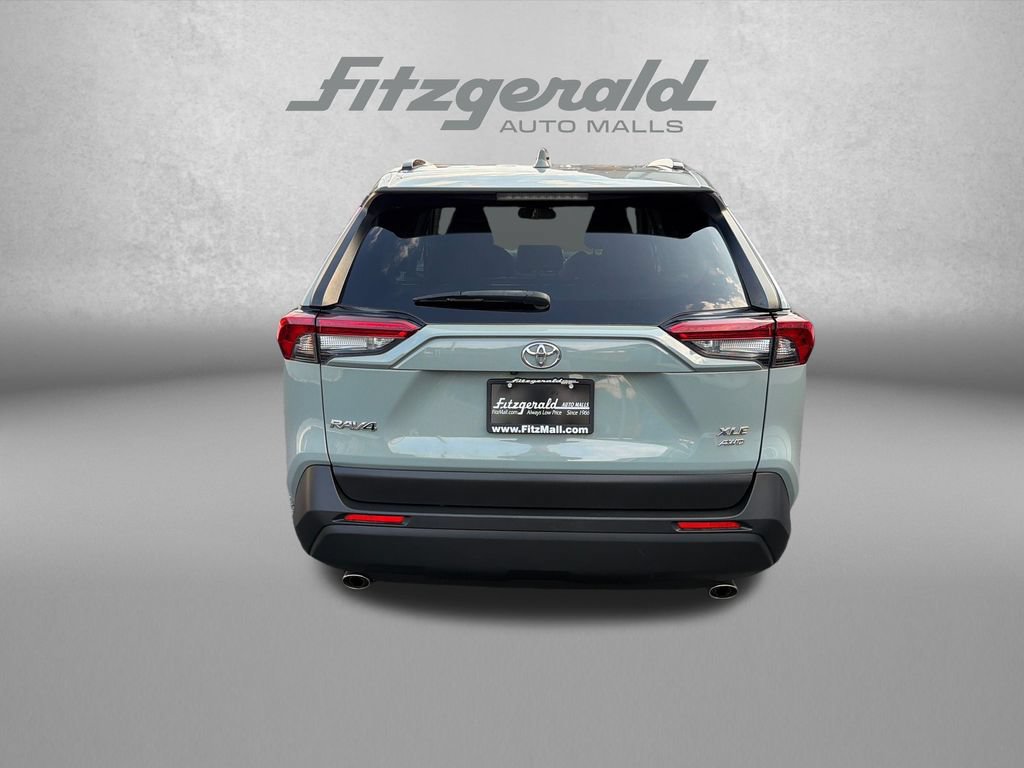 Used 2019 Toyota RAV4 XLE Premium w/ All Weather Liner Package AWD/4WD image 6