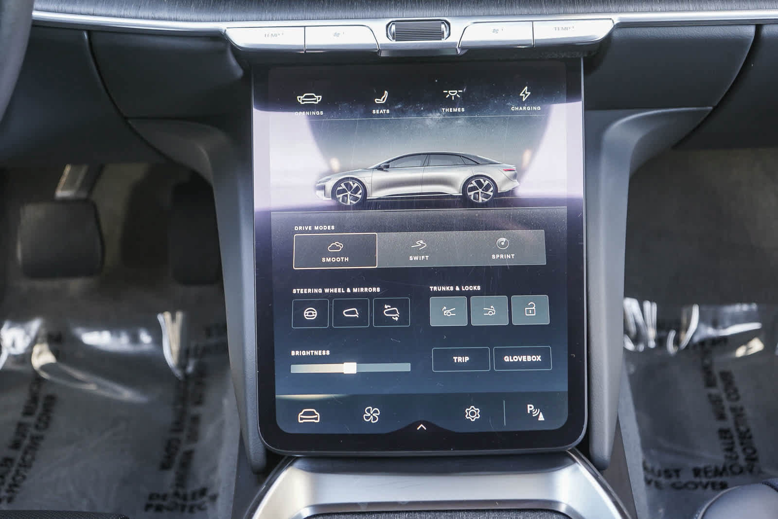 Used 2024 Lucid Air Pure RWD image 13
