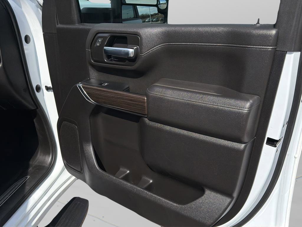 Used 2023 Chevrolet Silverado 2500 LT w/ Convenience Package AWD/4WD image 11