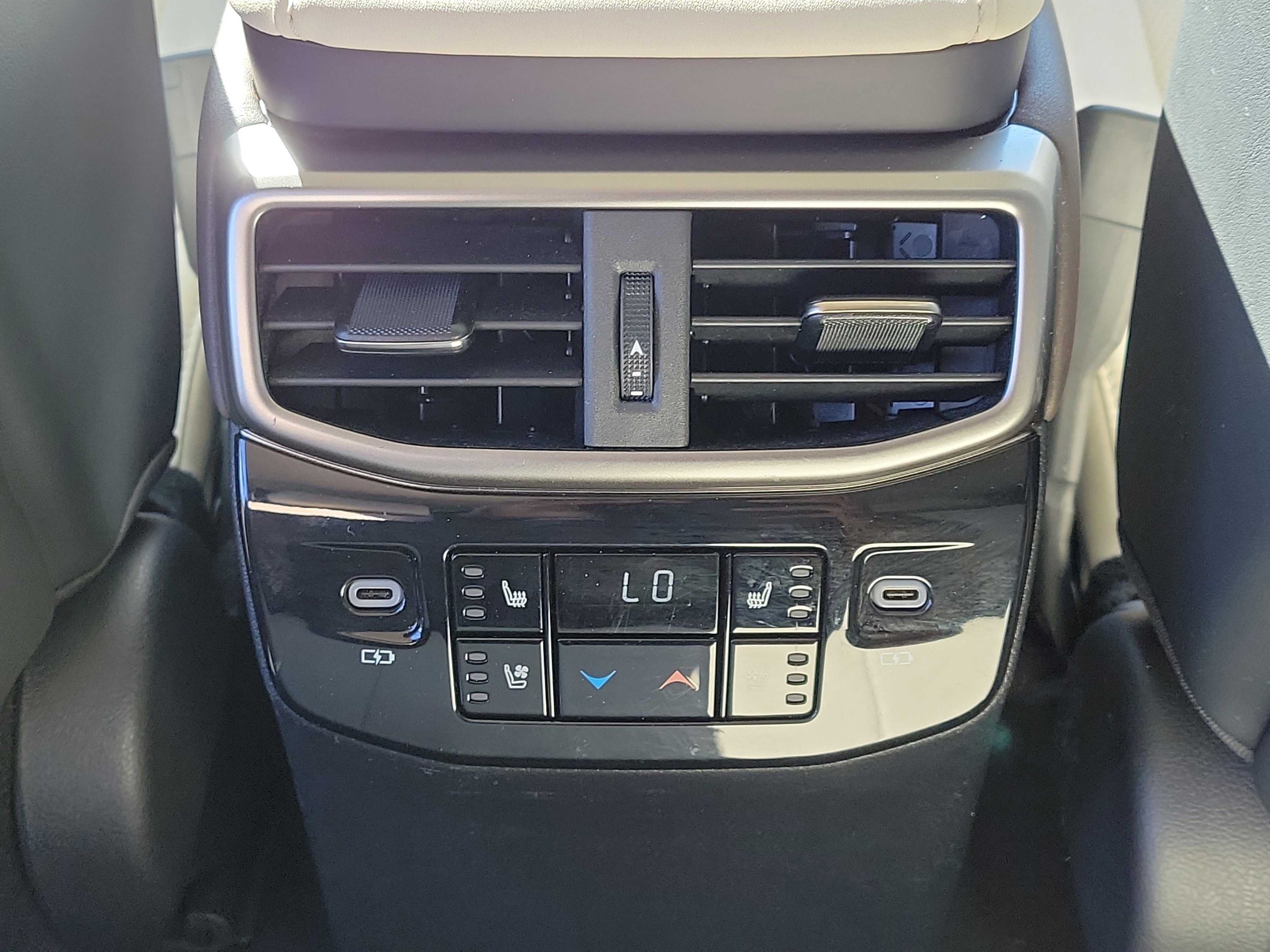 Used 2023 Lexus RX 350 w/ Cold Area Package FWD image 12