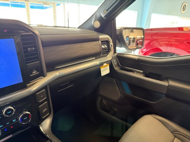 New 2026 Ford F150 Lariat w/ Equipment Group 502A High image 21