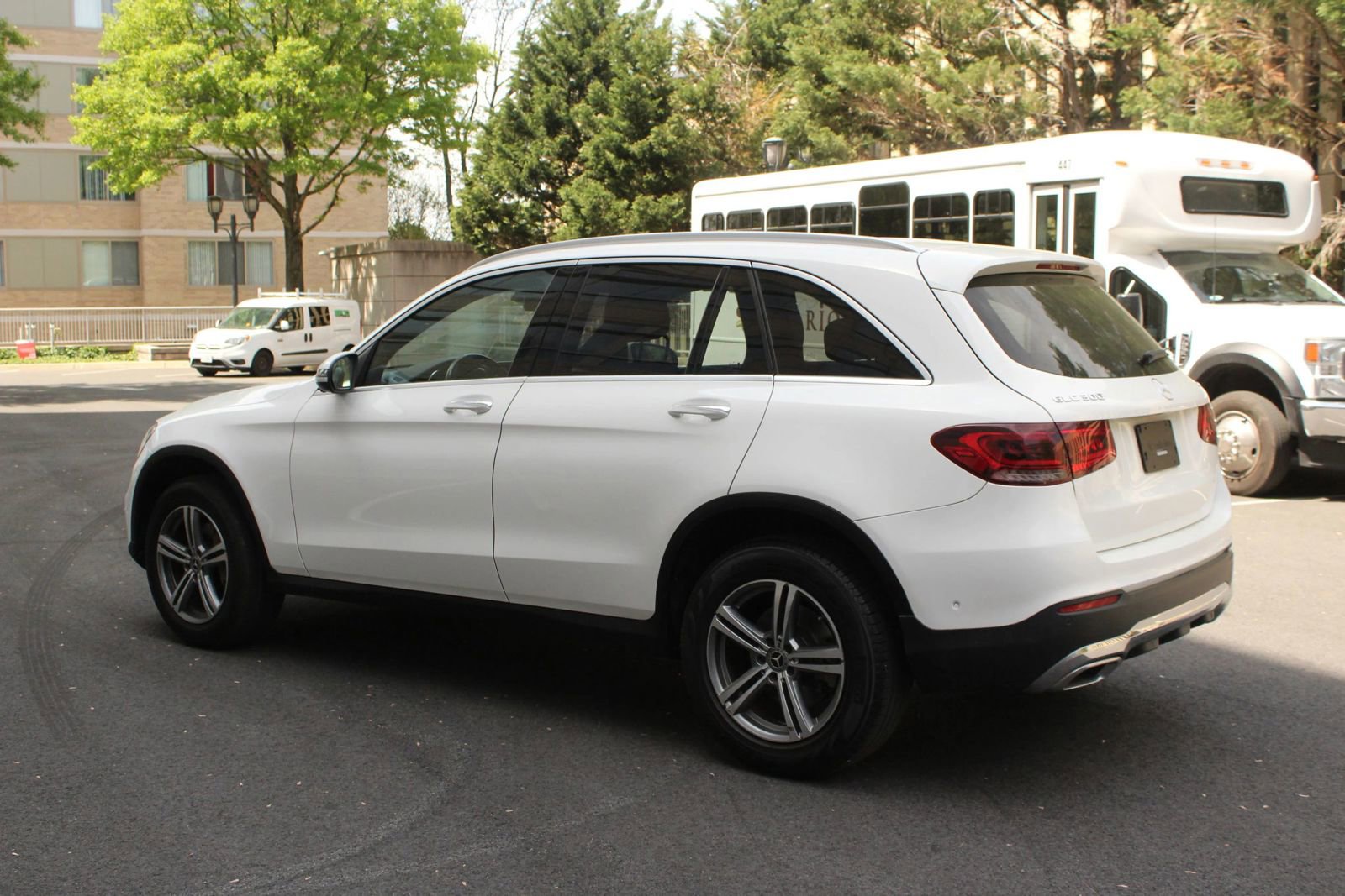 Used 2021 Mercedes-Benz GLC 300 4MATIC image 9