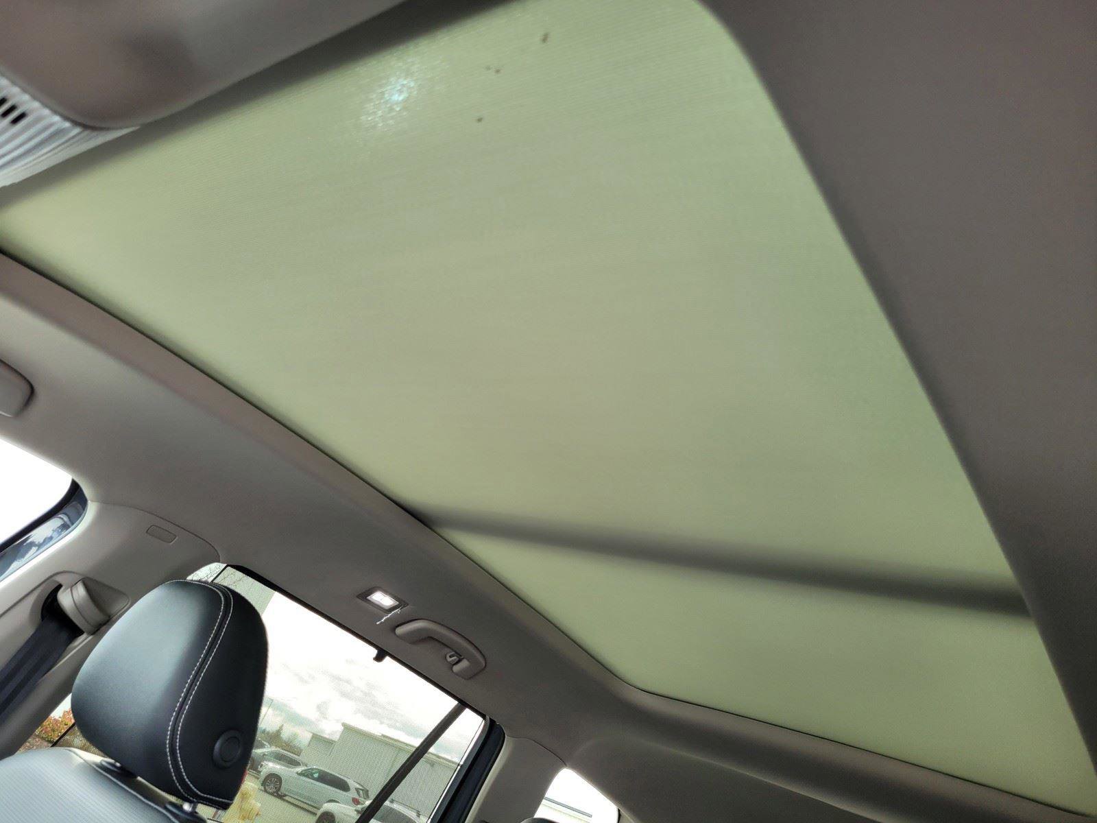 New 2026 Volkswagen Atlas SEL image 9