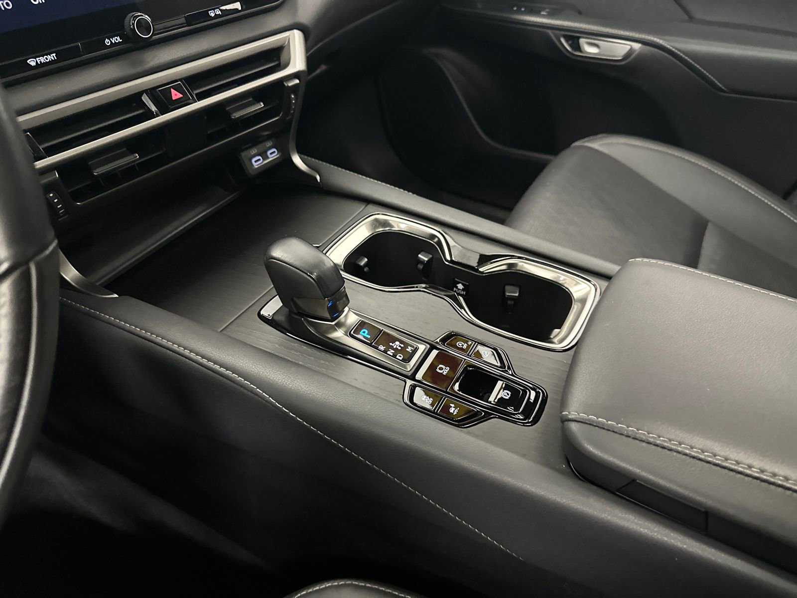 Used 2023 Lexus RX 350 Premium Plus w/ Cold Area Package image 31