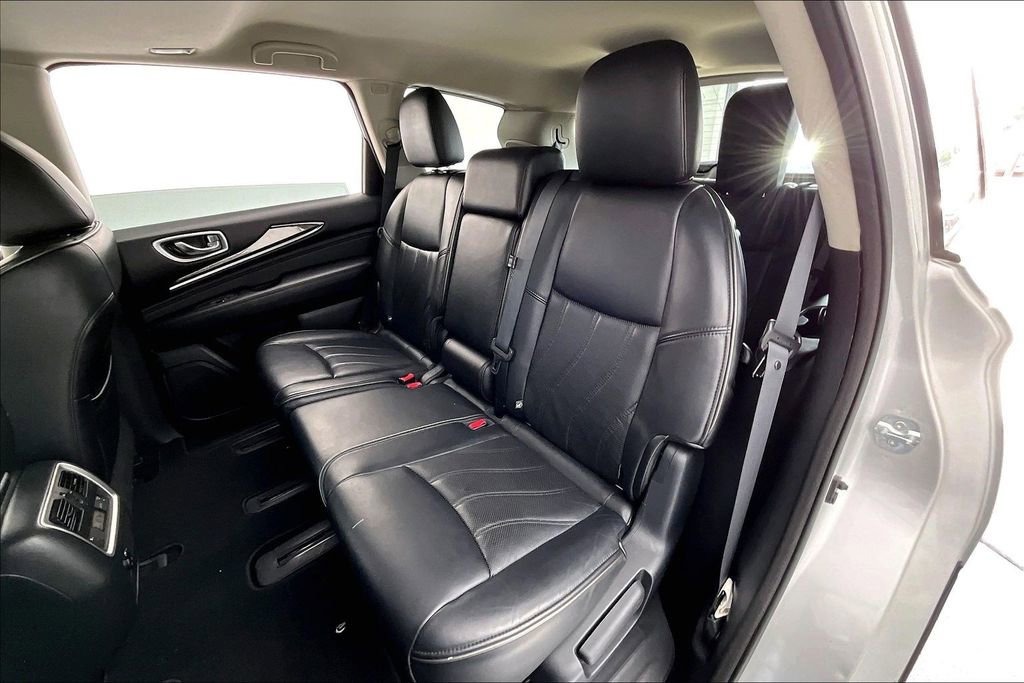 Used 2015 INFINITI QX60 Luxe w/ Premium Plus Package AWD/4WD image 35