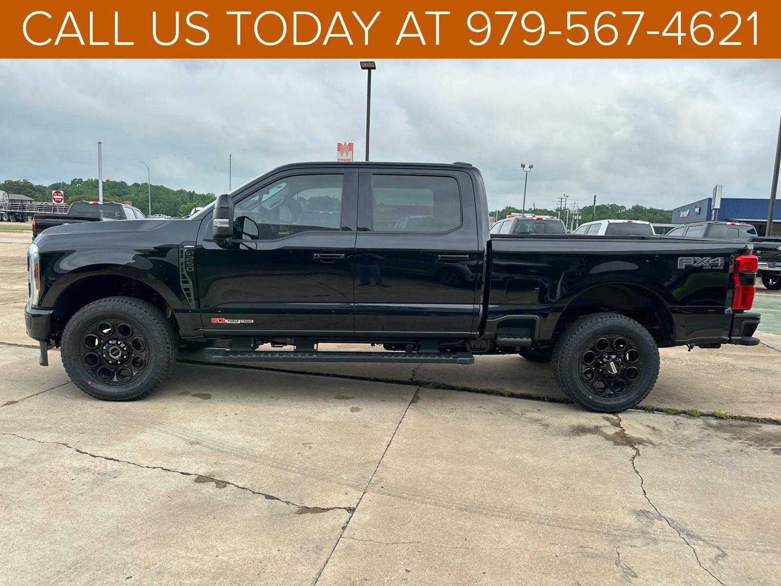 New 2025 Ford F250 Lariat w/ Lariat Ultimate Package image 23