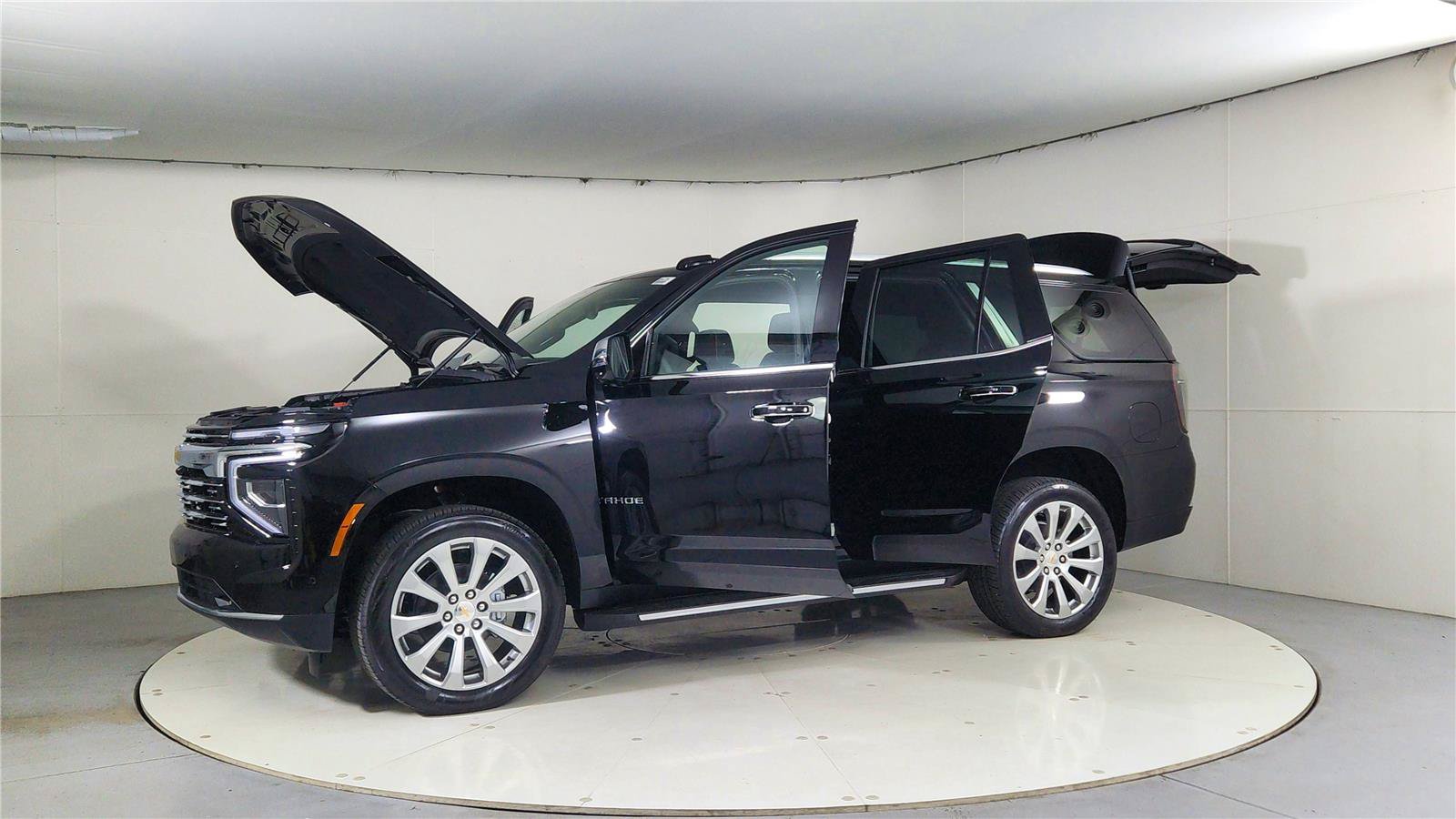 New 2026 Chevrolet Tahoe Premier w/ Sun And Tow Package AWD/4WD image 10