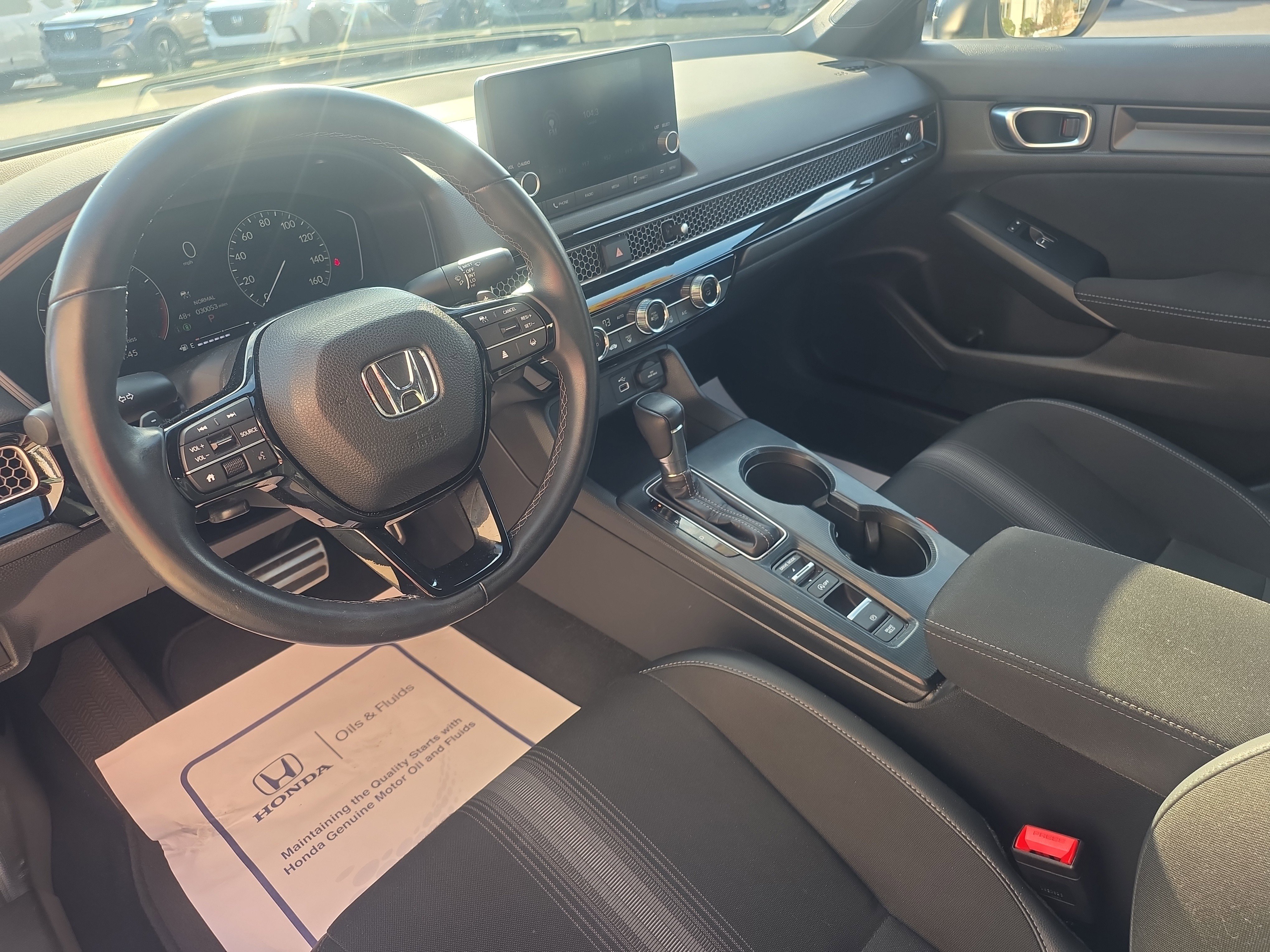 Used 2023 Honda Civic Sport image 9