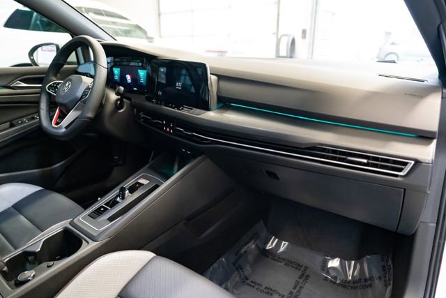 Used 2022 Volkswagen GTI SE FWD image 29