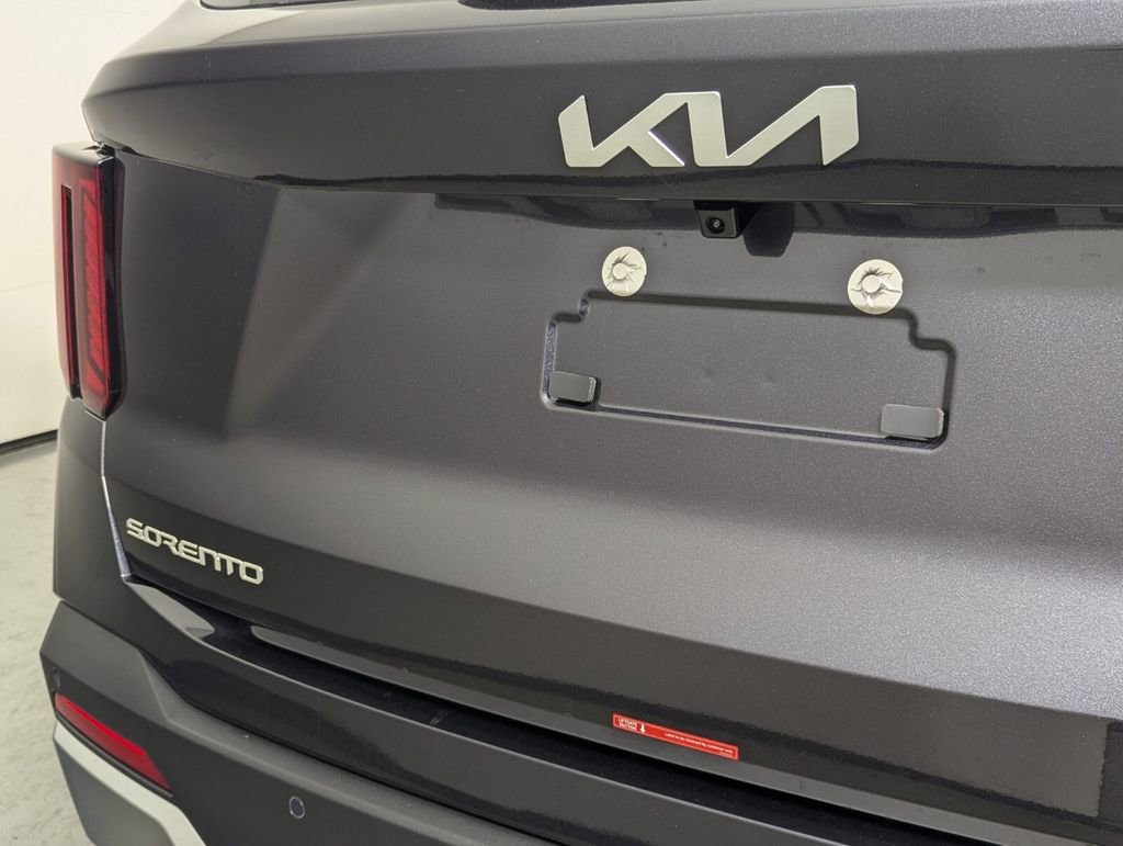 New 2026 Kia Sorento S FWD image 8
