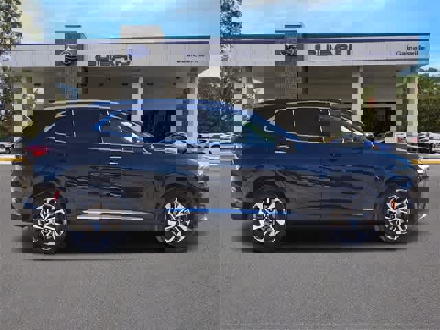 Used 2023 Buick Envision Essence image 7