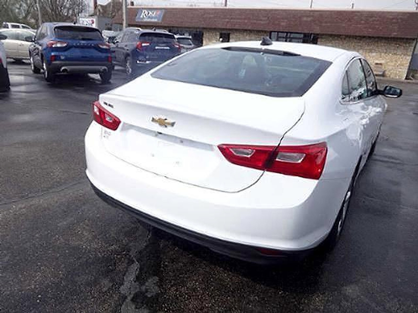 Used 2021 Chevrolet Malibu LS image 7