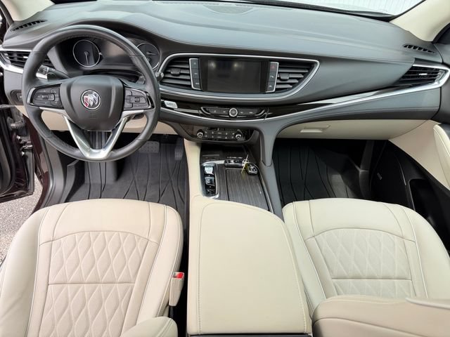 Used 2023 Buick Enclave Avenir w/ Avenir Technology Package AWD/4WD image 21