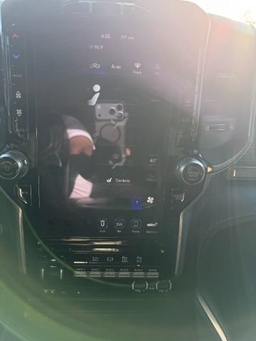 Used 2019 RAM 2500 Limited AWD/4WD image 14