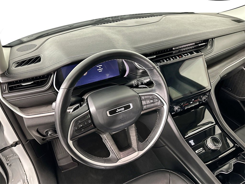 Used 2022 Jeep Grand Cherokee L Limited image 15