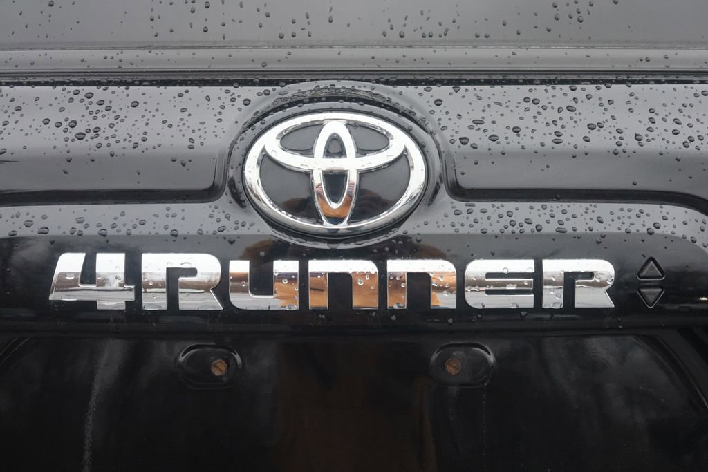 Used 2020 Toyota 4Runner SR5 Premium w/ Moonroof Package image 20
