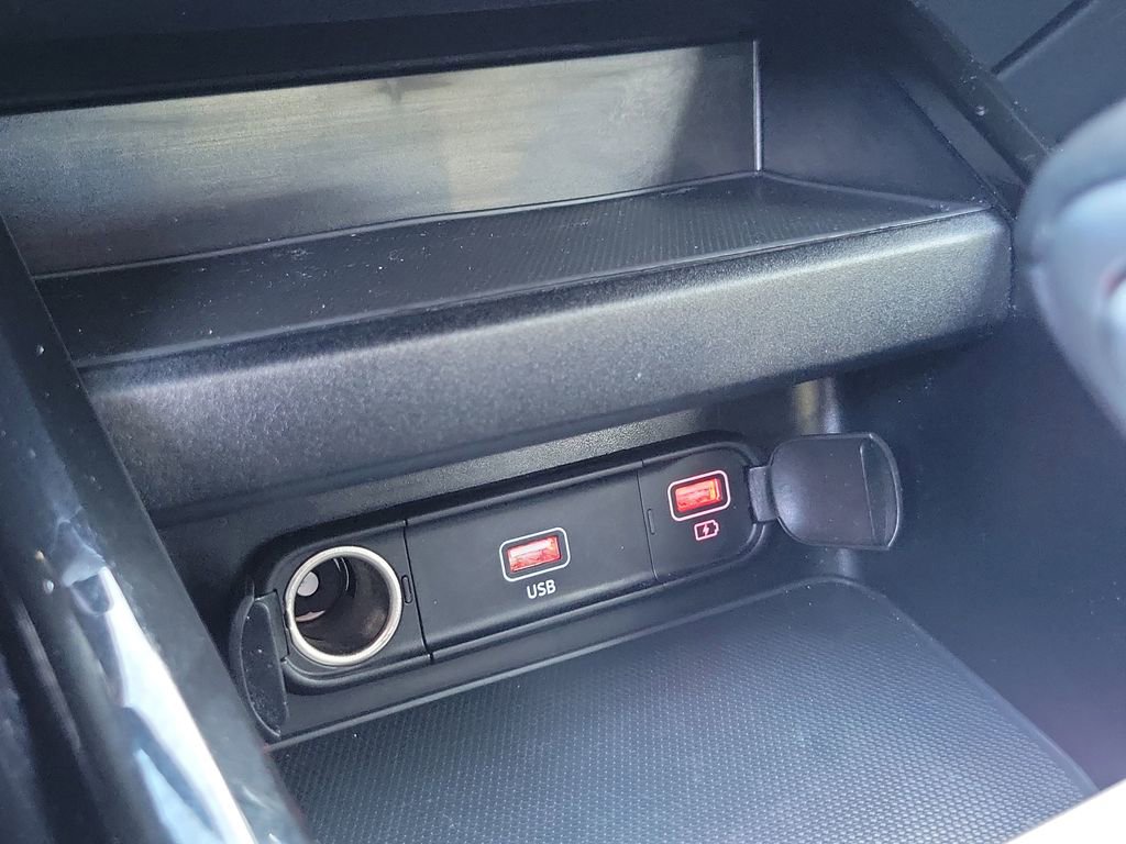 Used 2023 Kia Forte GT-Line w/ GT-Line Technology Package FWD image 13
