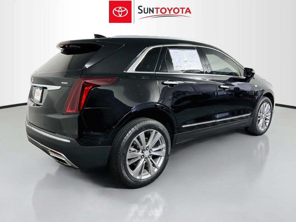 Used 2023 Cadillac XT5 Premium Luxury w/ Technology Package FWD image 4