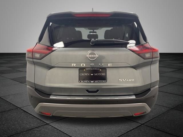 Used 2023 Nissan Rogue SV w/ SV Premium B Package image 5