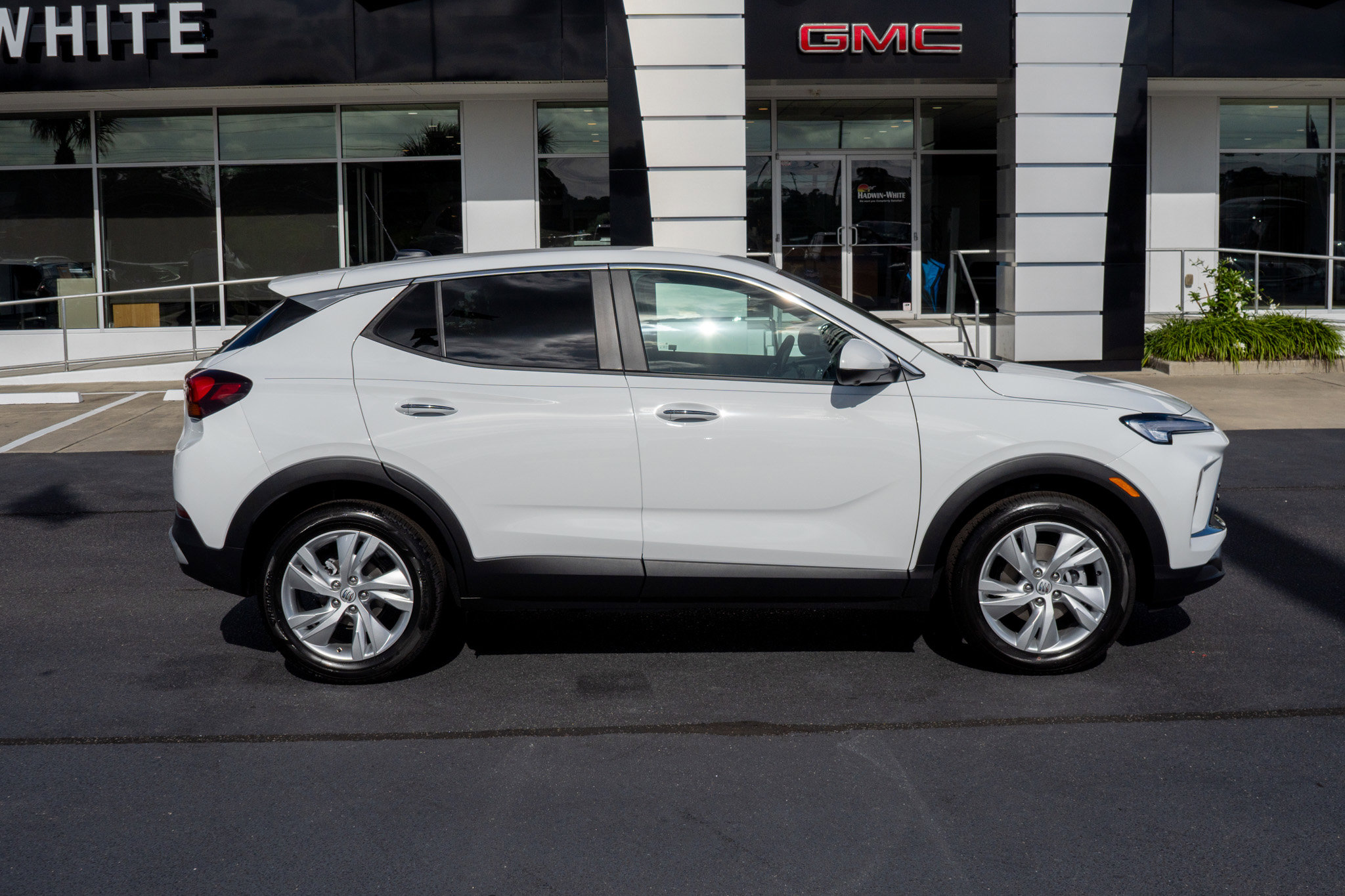 New 2026 Buick Encore GX Preferred w/ Advanced Technology Package image 2