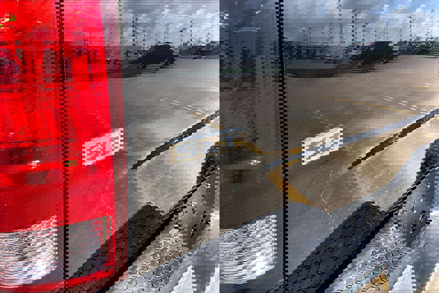 Used 2015 RAM 1500 Classic SLT image 9