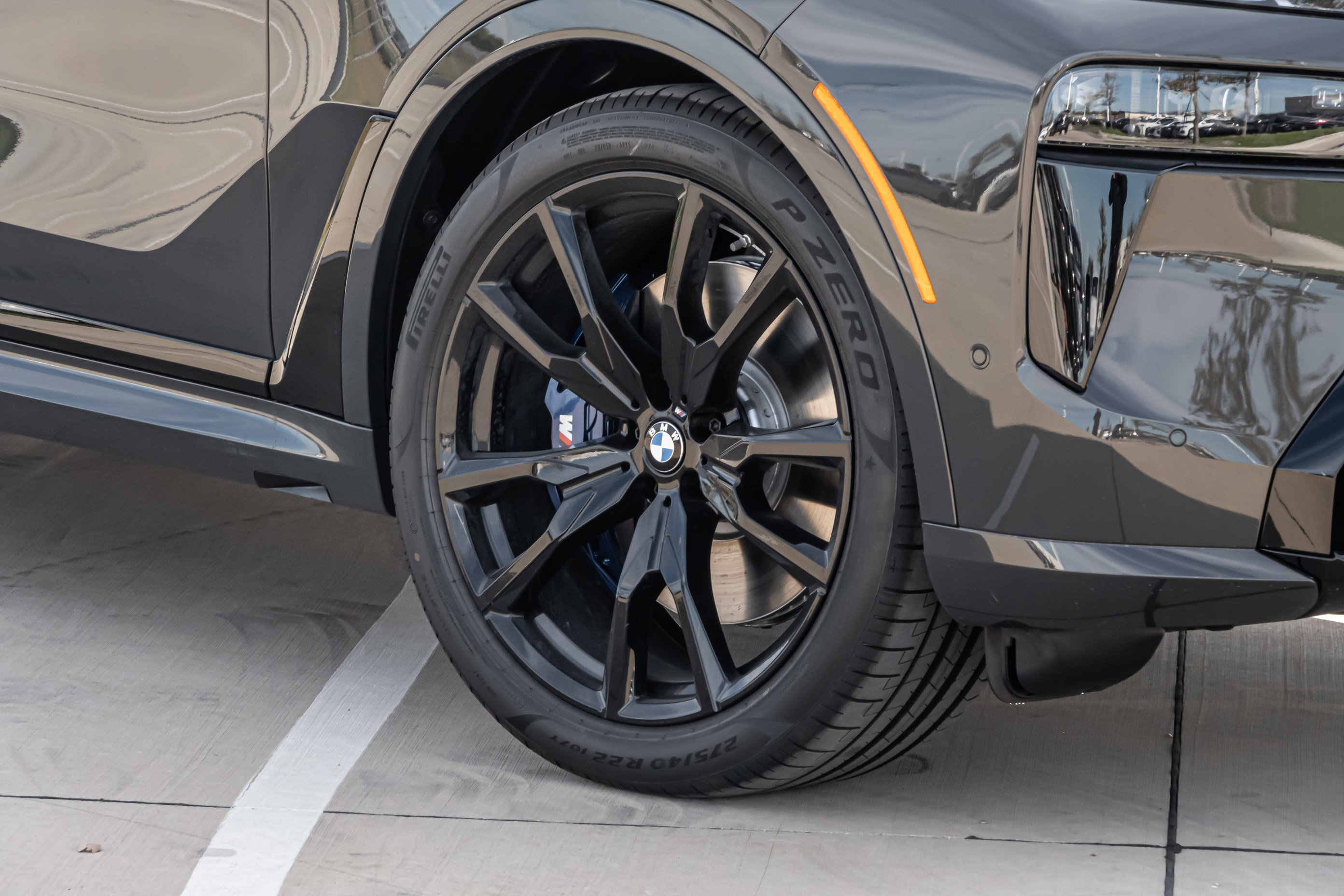 New 2026 BMW X7 xDrive40i w/ M Sport Package image 9